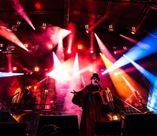 Hellsinki Metal Festivalin aikataulut julki – Dark Art Galleryn haku ja lippualennukset loppusuoralla