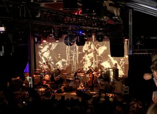 Godspeed You! Black Emperor @Tavara-asema 1.3.26