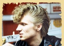 PETRI LAHTI: Fiftarit – unohtumaton ilmiö 1977-1983 (Readme.fi) 2025