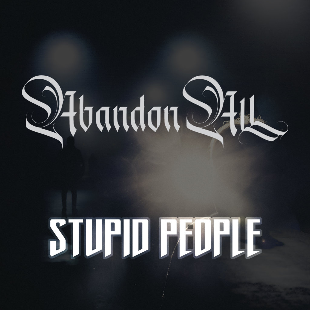 Abandon All:n "Stupid People" kertoo koulukiusaamisesta, joka koskettaa ja vaikuttaa monen lapsen ja nuoren elämään